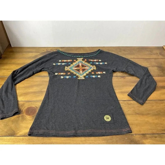 Double D Ranch Size XS Embroidered Thunderbird Long Sleeve 100% Cotton Top - Picture 1 of 9